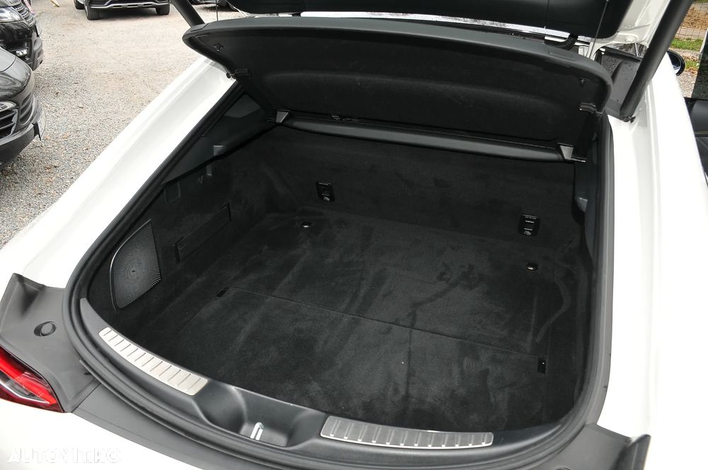 Mercedes-Benz AMG GT 4-door Coupe - 38