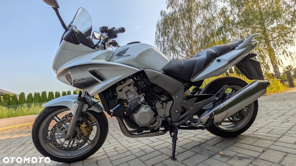 Honda CBF - 26