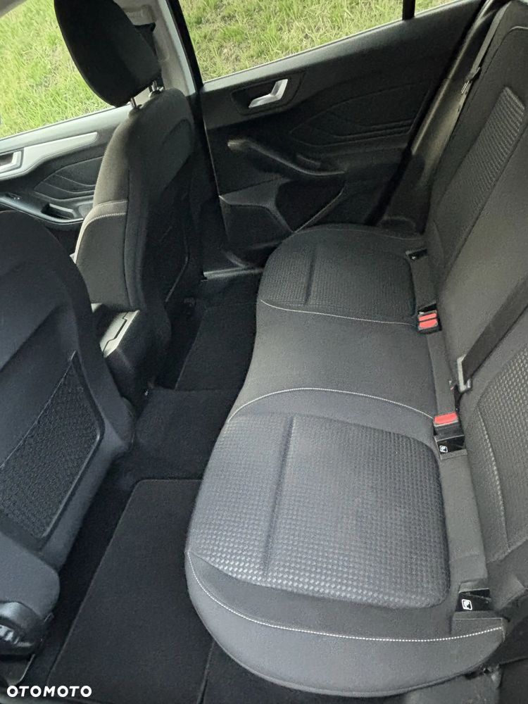 Ford Focus 1.5 EcoBlue STart-Stopp-System TITANIUM X - 7