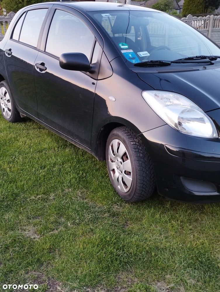 Toyota Yaris - 3