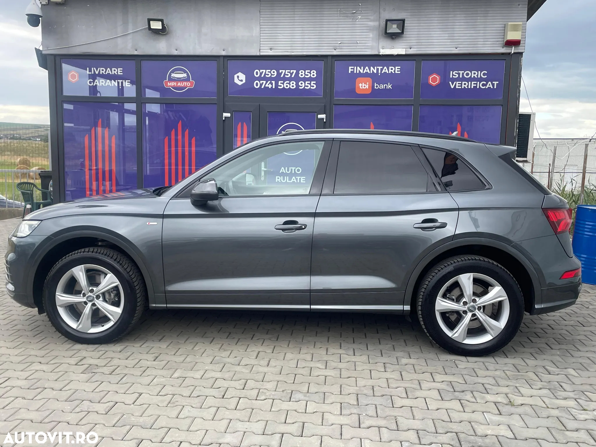 Audi Q5 2.0 40 TDI quattro S tronic Sport - 2