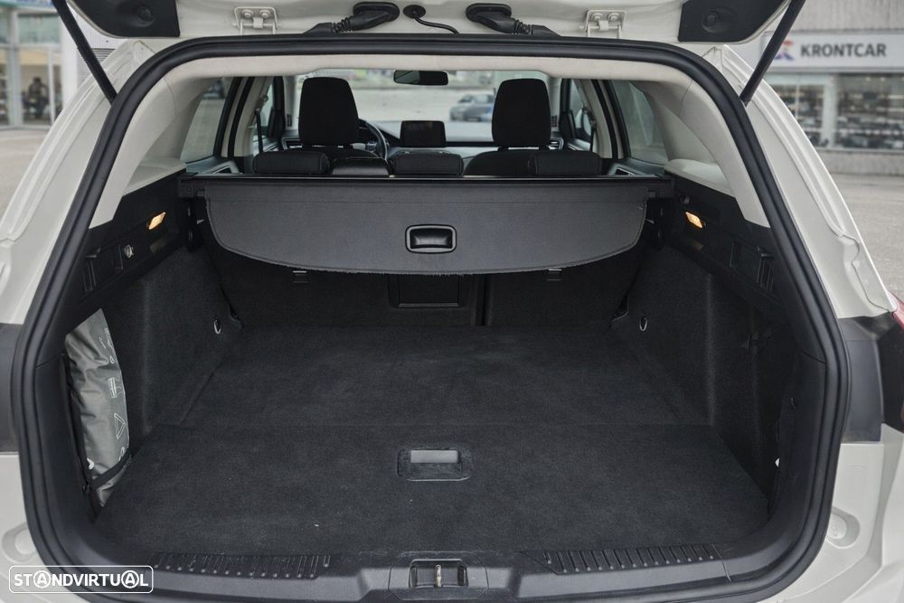 Ford Focus SW 1.0 EcoBoost Active X - 12