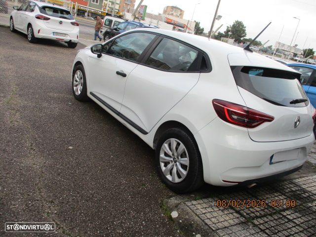 Renault Clio BLUE dCi 115 BUSINESS EDITION - 4