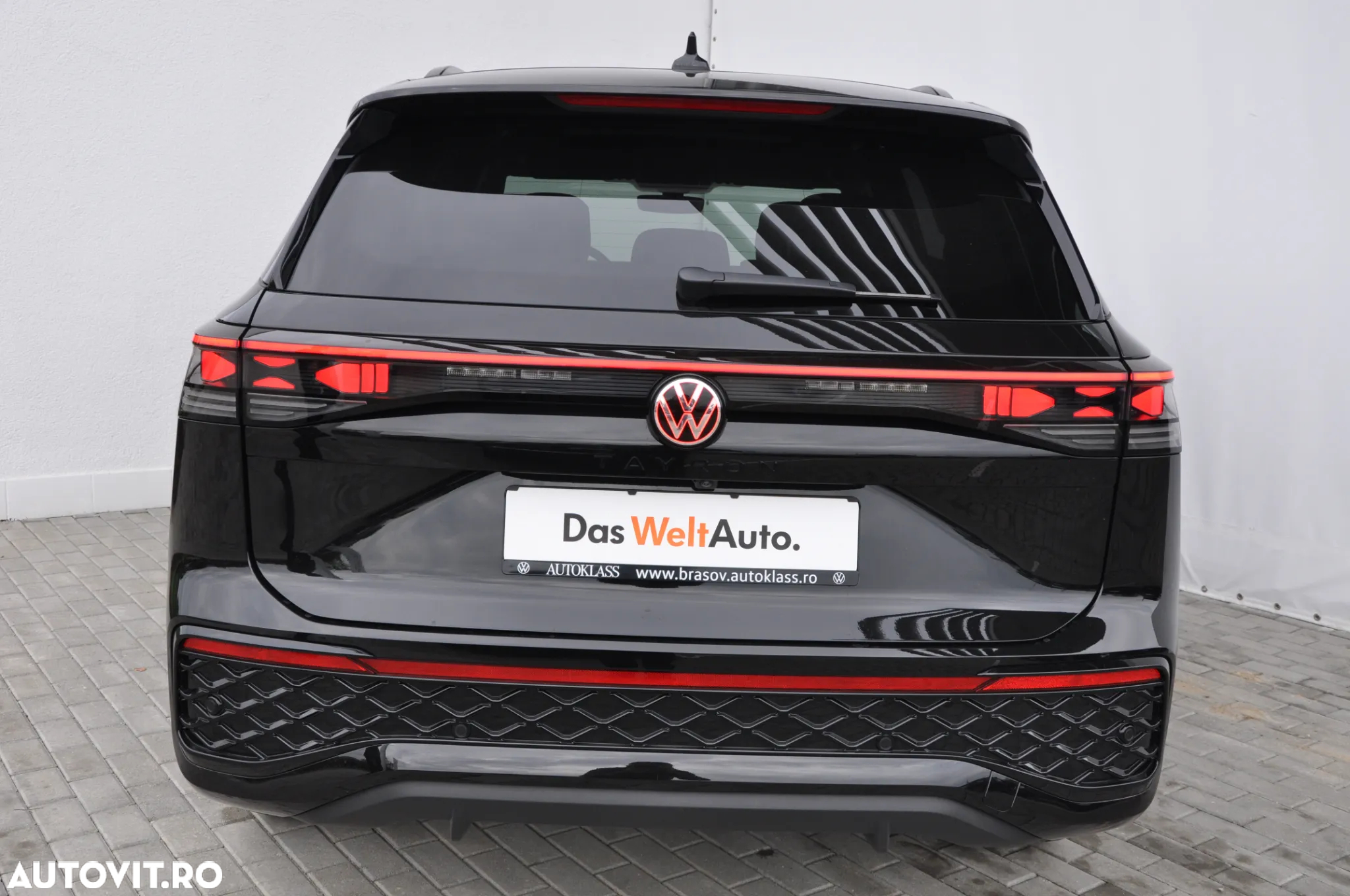 Volkswagen Tayron 2.0 TDI 4Motion DSG R-Line - 4