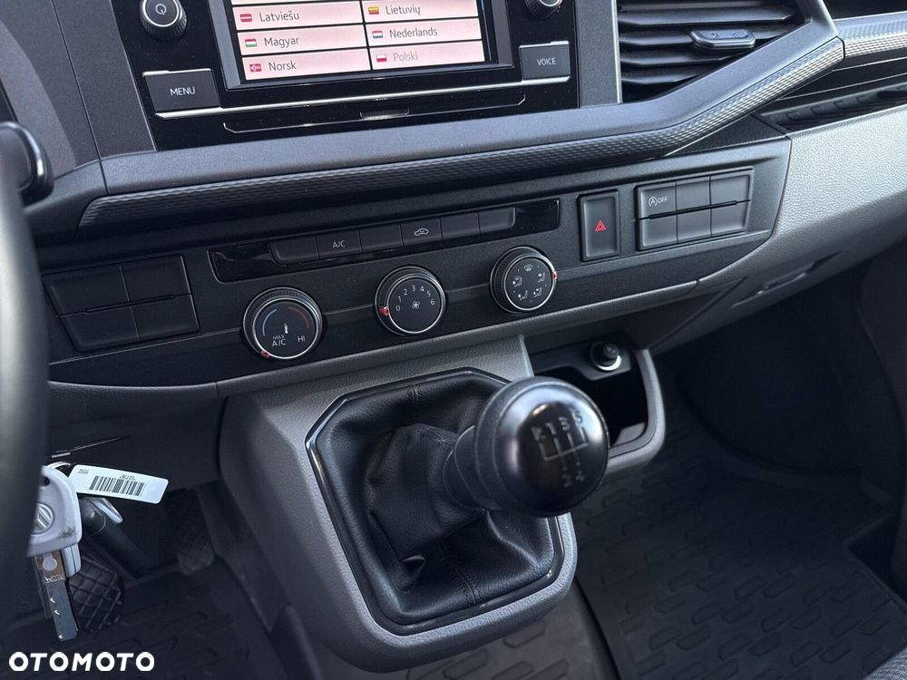 Volkswagen Transporter Trendline - 15
