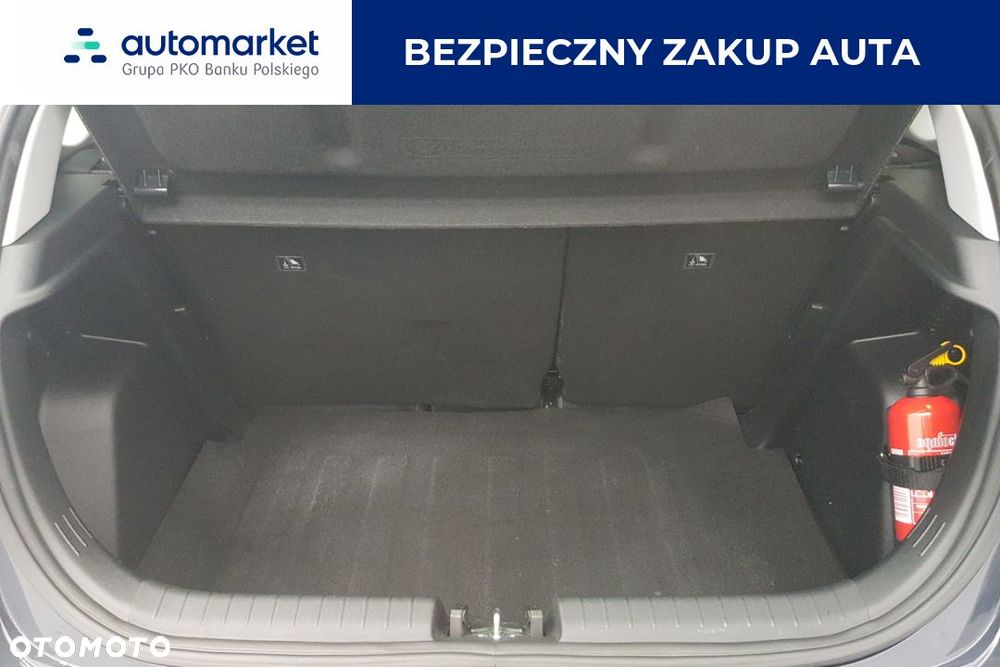 Hyundai i20 1.2 Pure - 12