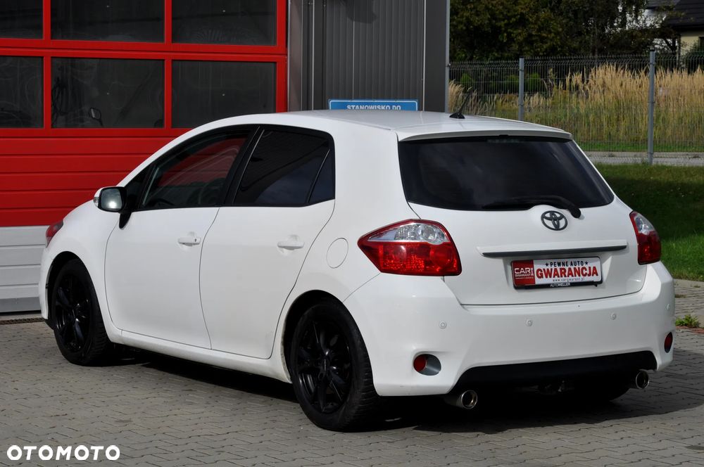 Toyota Auris 1.6 Edition - 12