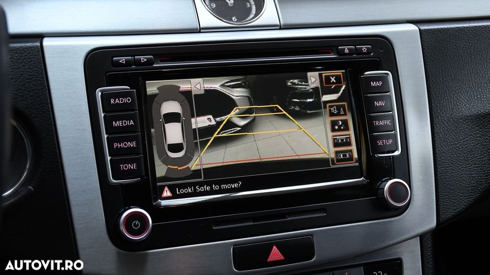 Volkswagen Passat CC - 13