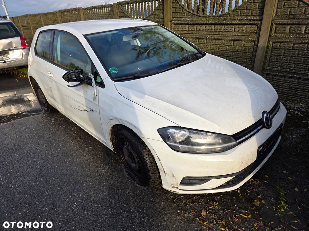 Volkswagen Golf 1.0 TSI DSG Sound - 2