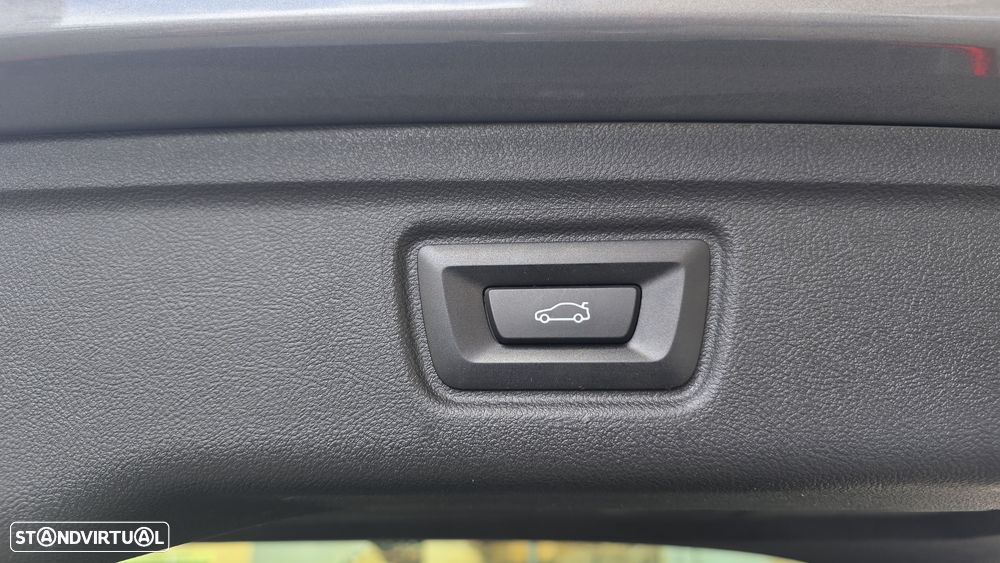 BMW 320 d Pack M Auto - 23