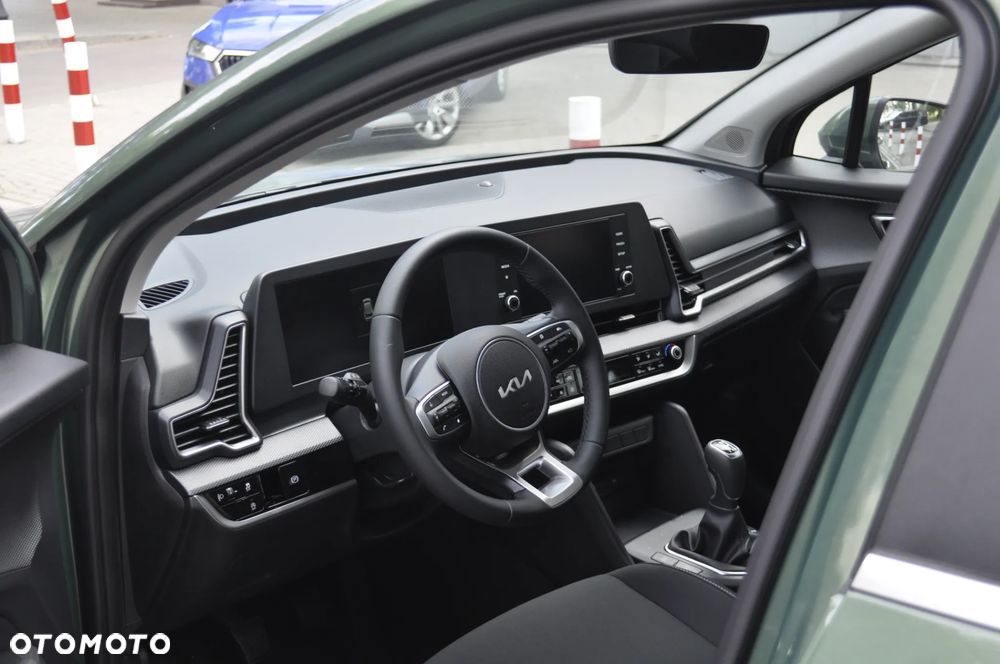 Kia Sportage - 16