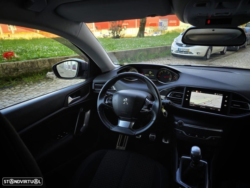 Peugeot 308 1.5 BlueHDi Style J17 - 15