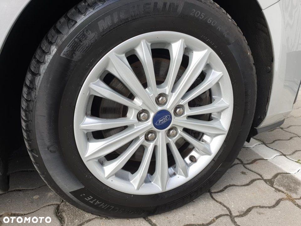 Ford Focus - 36