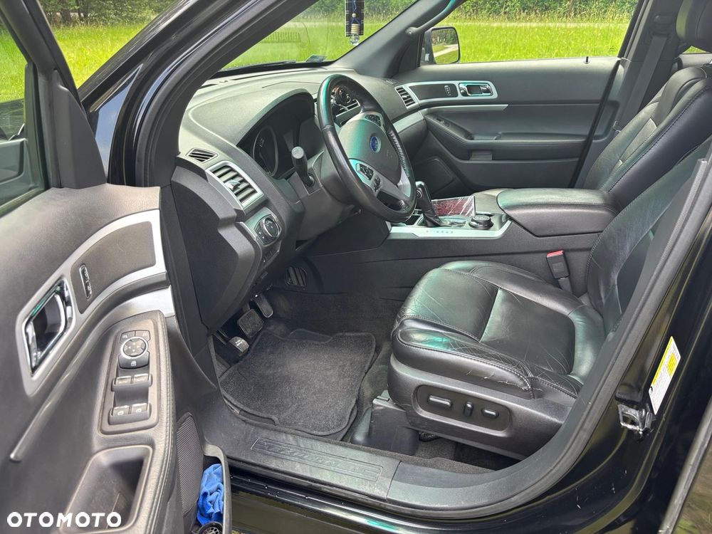 Ford Explorer - 7