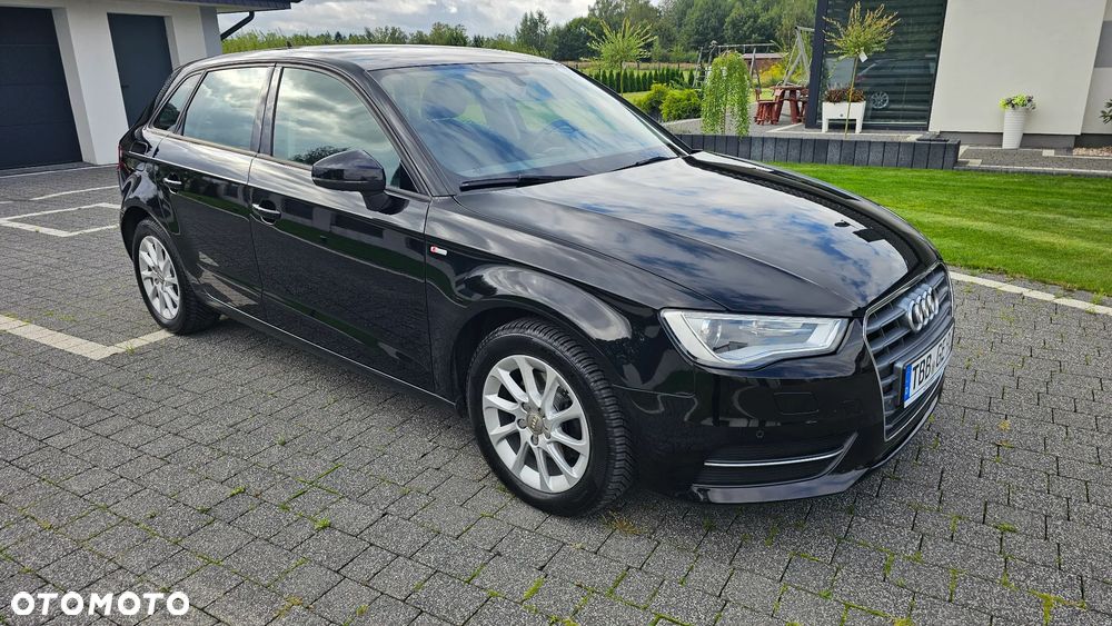 Audi A3 Sportback 2.0 TDI S tronic - 4