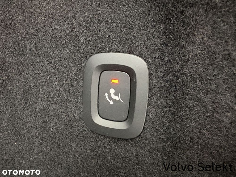 Volvo XC 60 - 24