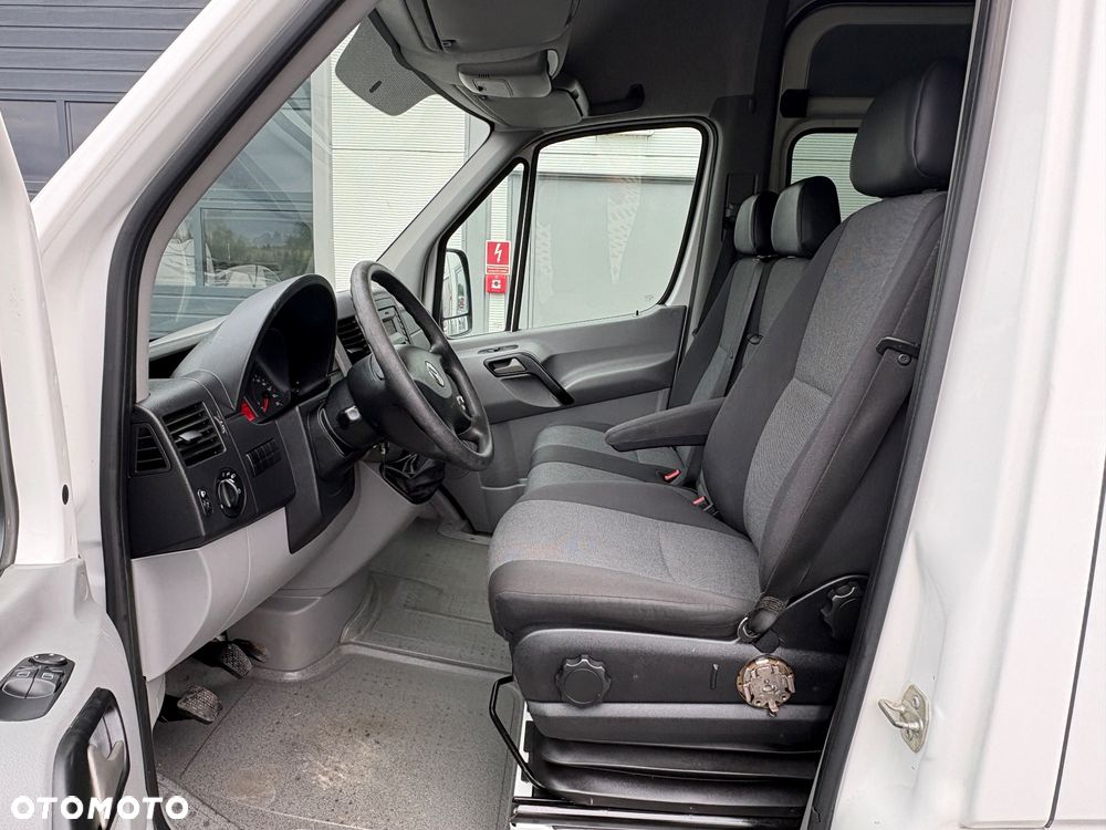 Volkswagen CRAFTER - 13