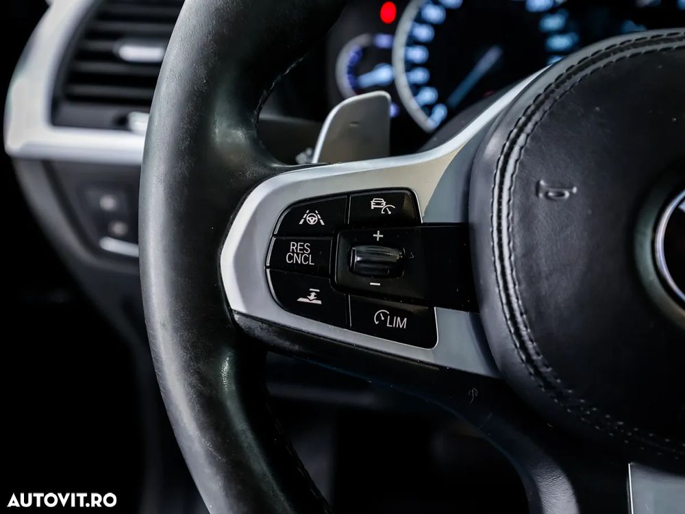BMW X3 xDrive20d AT xLine - 23