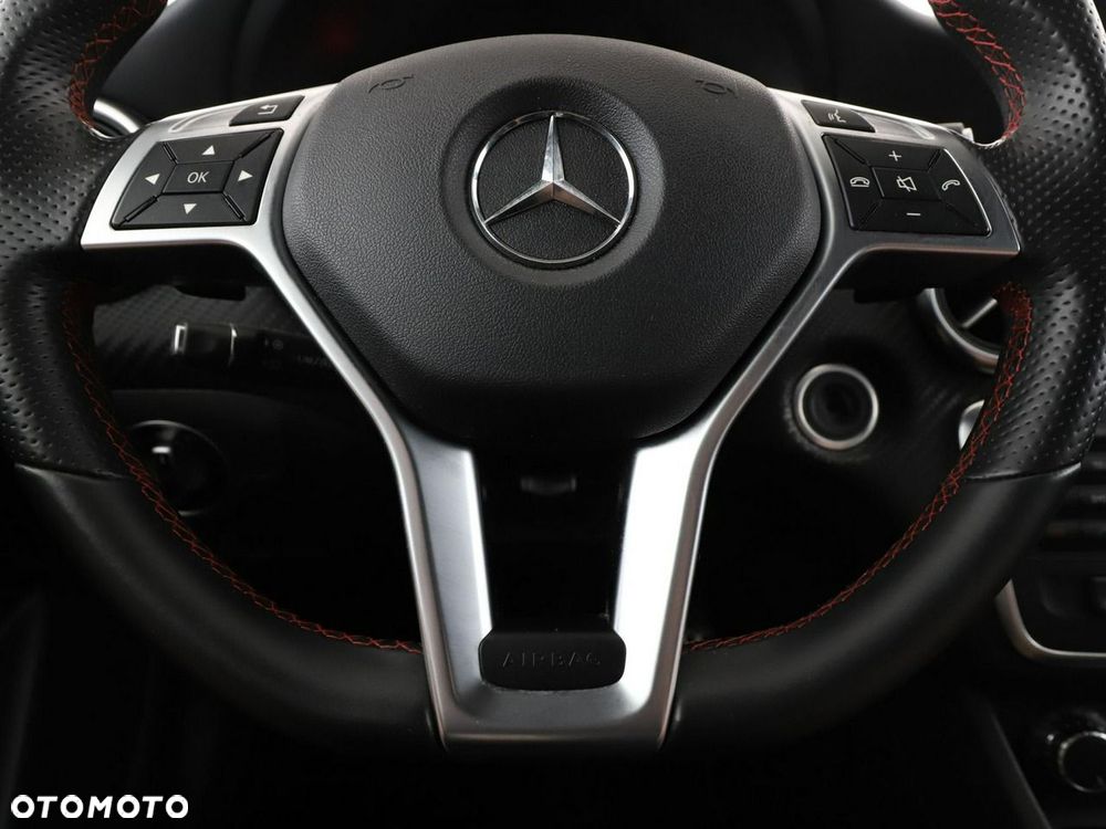 Mercedes-Benz Klasa A 180 7G-DCT AMG Line - 22