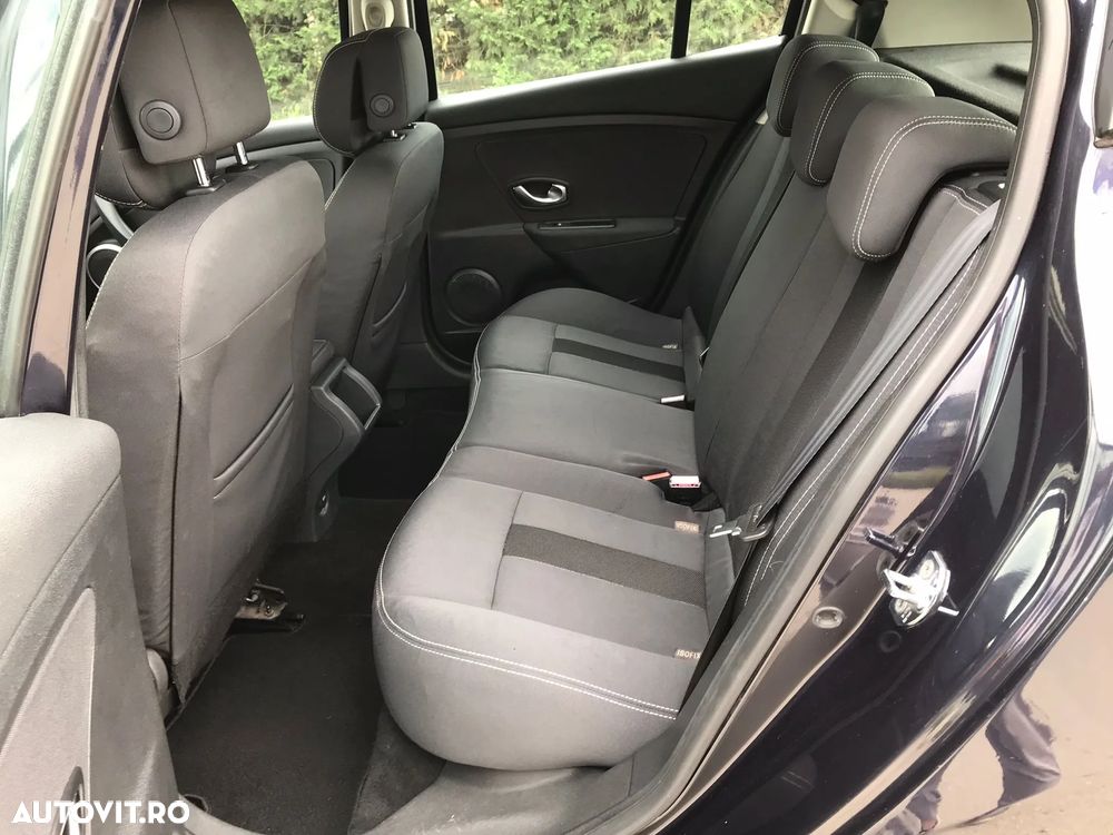 Renault Megane 1.5 dCI Color Edition - 8