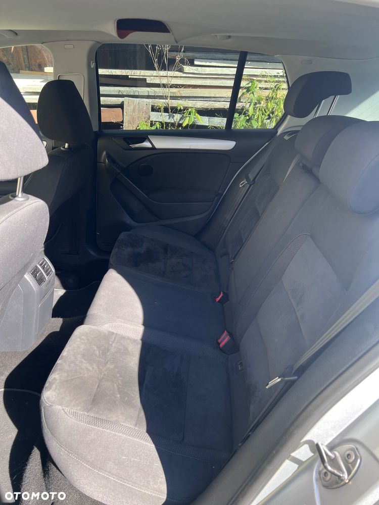 Volkswagen Golf 2.0 TDI DPF Style - 9