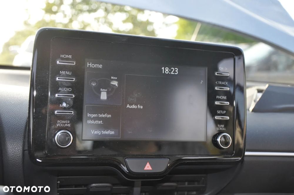 Toyota Yaris - 30