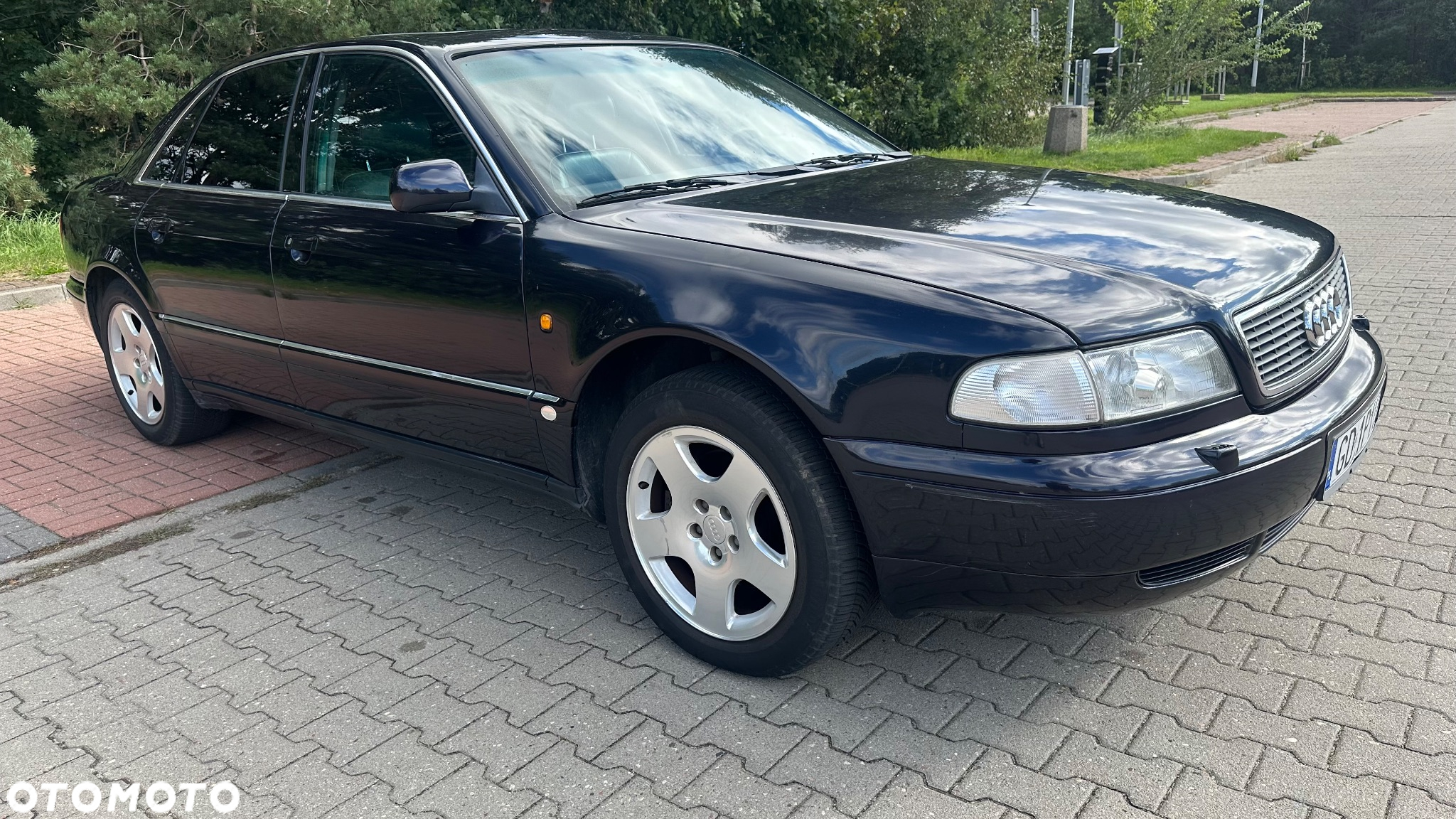 Audi A8 3.7 Tiptronic - 2