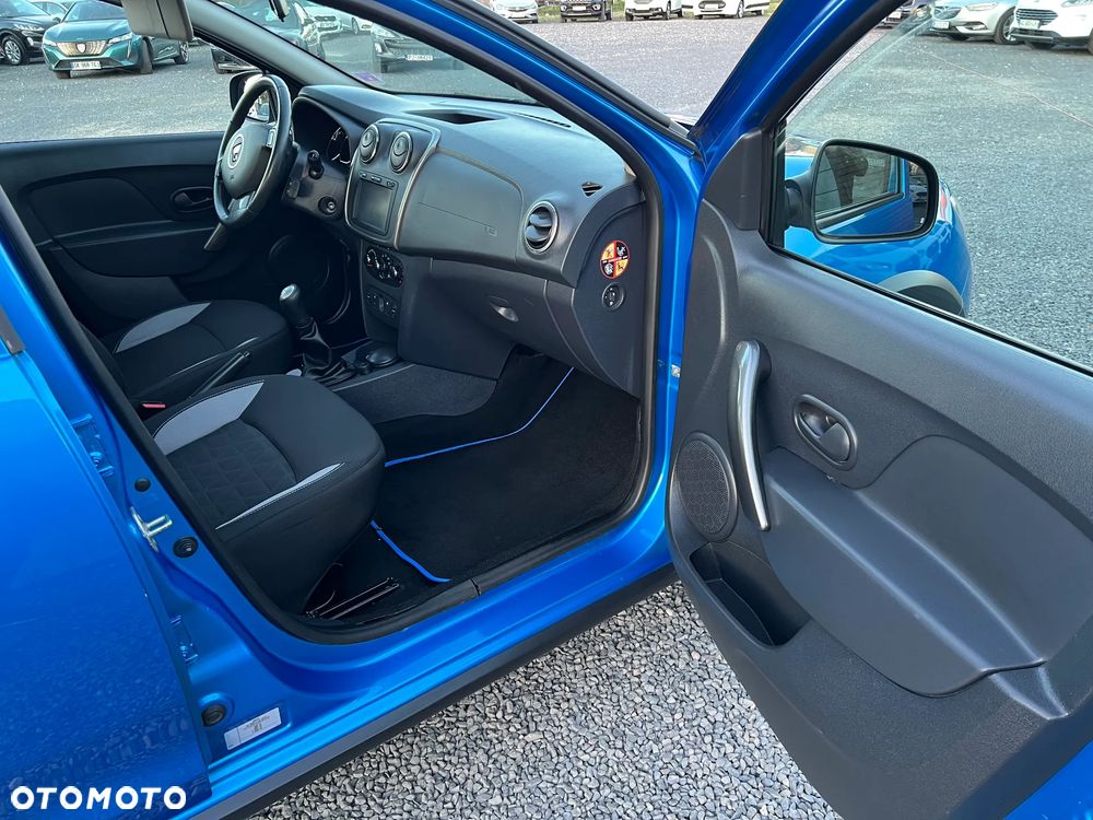 Dacia Sandero Stepway TCe 90 (S&S) Celebration - 23