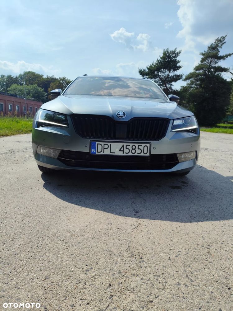 Skoda Superb 2.0 TSI 4x4 DSG Sportline - 6