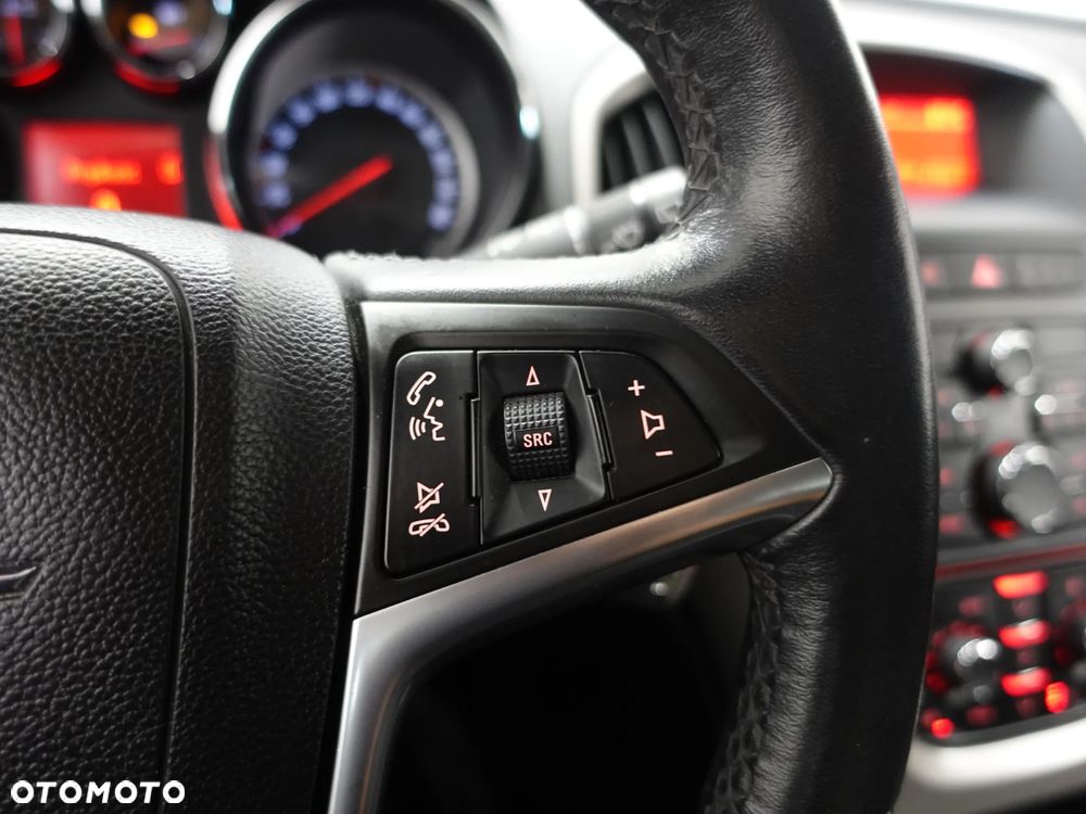 Opel Astra 1.4 Turbo 150 Jahre - 37