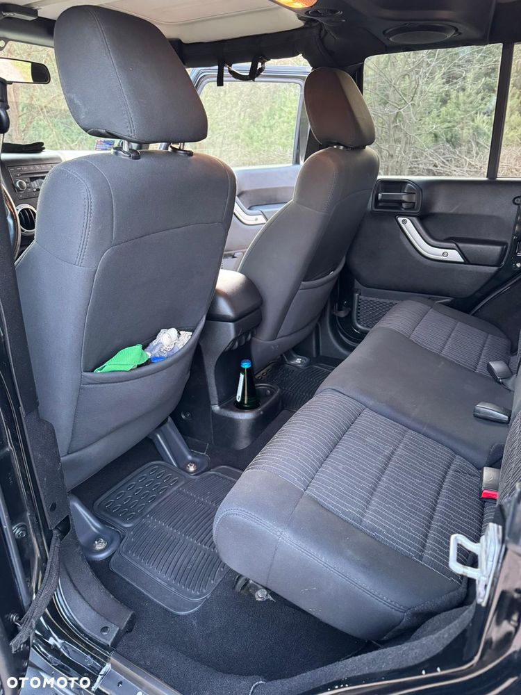 Jeep Wrangler 3.6 Unlim Sahara - 12