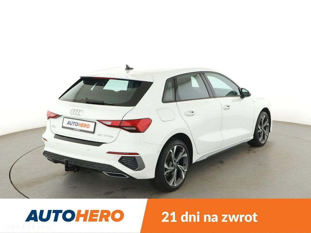 Audi A3 Sportback 40 TFSIe S tronic S line - 9