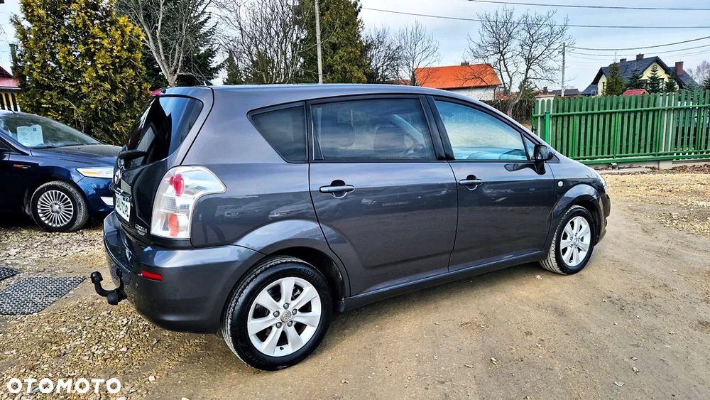 Toyota Corolla Verso 1.8 Premium + 7os - 16