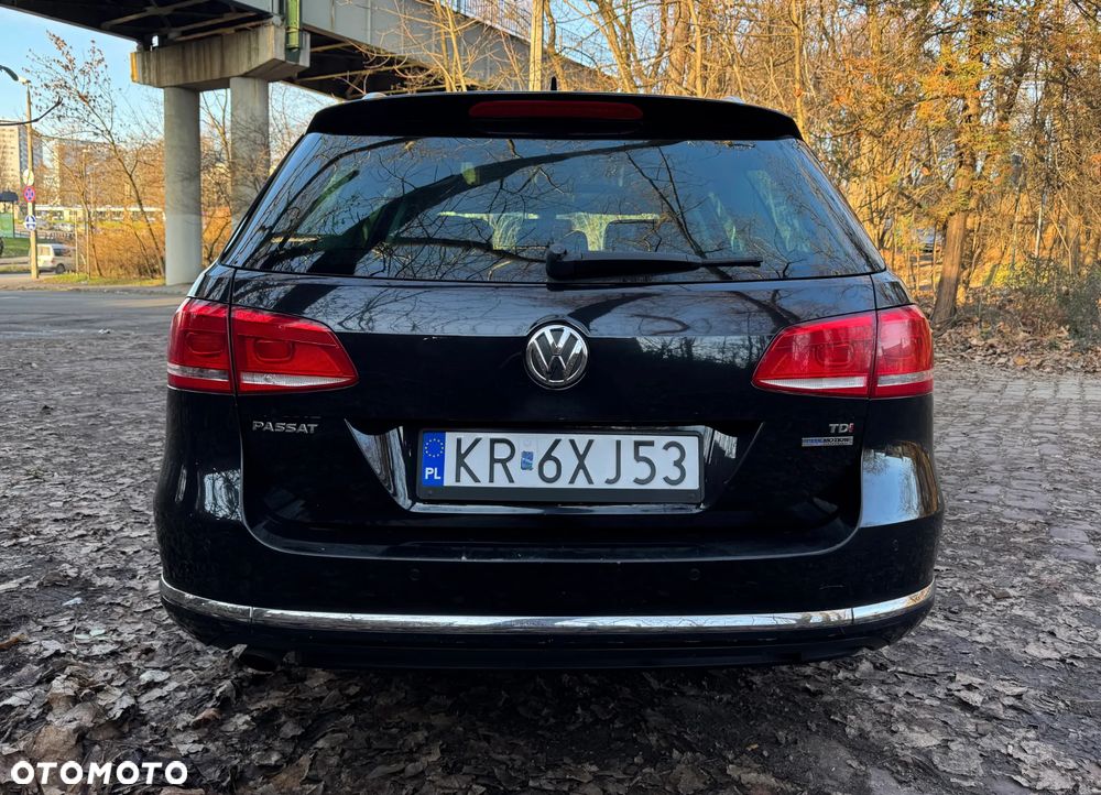 Volkswagen Passat - 22