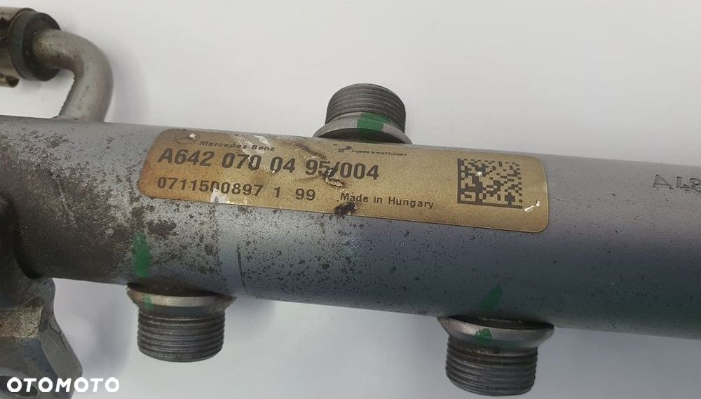 LISTWA WTRYSKOWA MERCEDES W211 3.0 CDI A6420700495 - 2