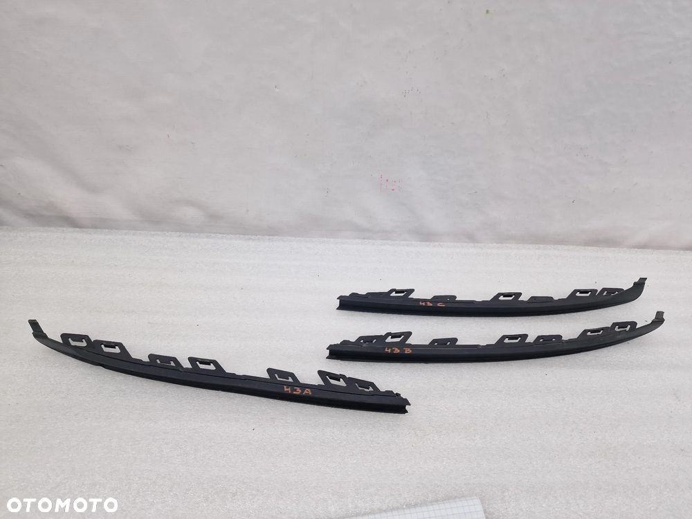 OPEL ASTRA K V 5 15- LEWA LISTWA / KRATKA ZDERZAKA PRZEDNIEGO PRZÓD , NR 13469544 , NR AUKCJI B/44 (B/43) - 1