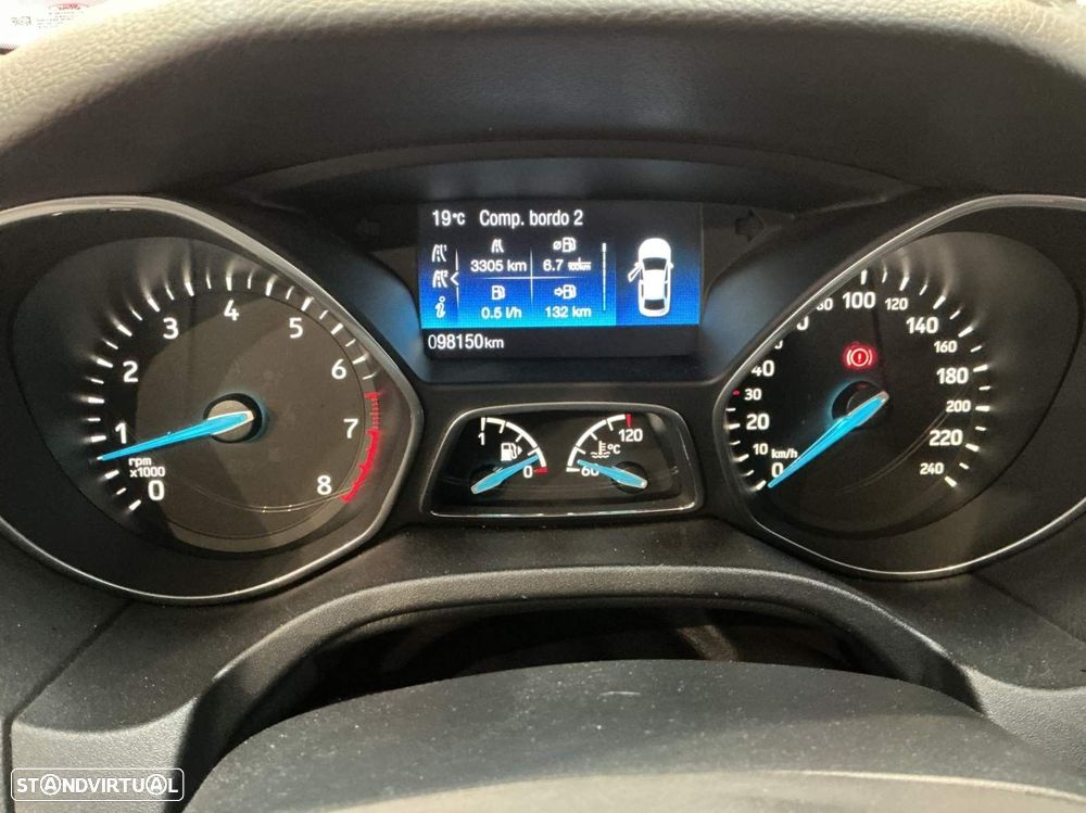 Ford Focus SW 1.0 EcoBoost Titanium - 14