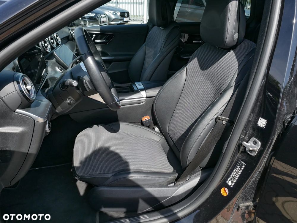 Mercedes-Benz Klasa C 220 d 9G-TRONIC Avantgarde - 17