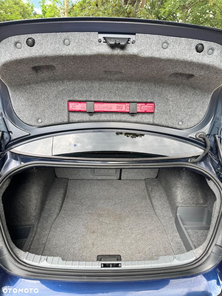 BMW Seria 3 318d - 11