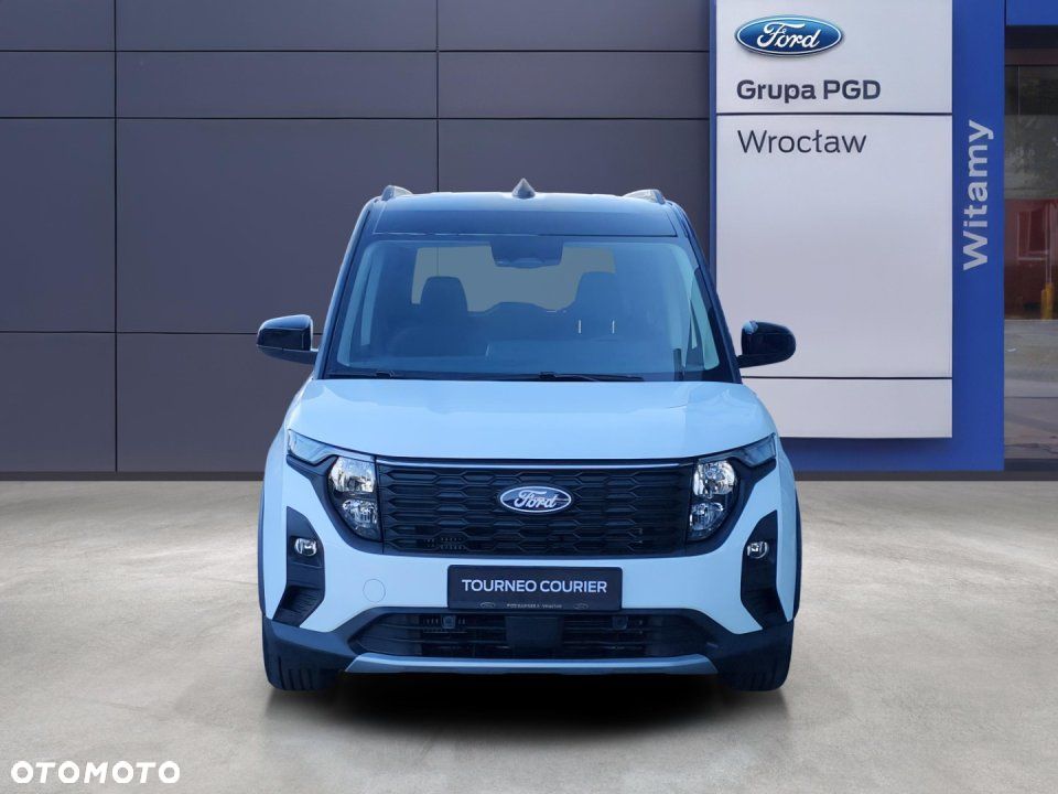 Ford Tourneo Courier - 2