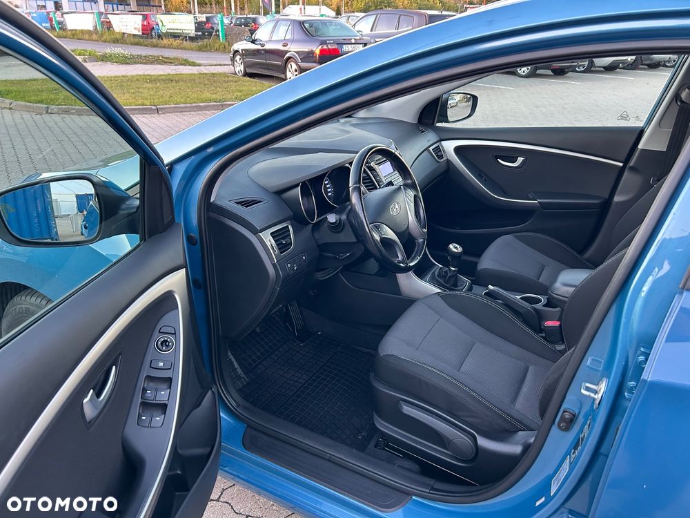 Hyundai i30 1.4 CRDi Comfort - 10