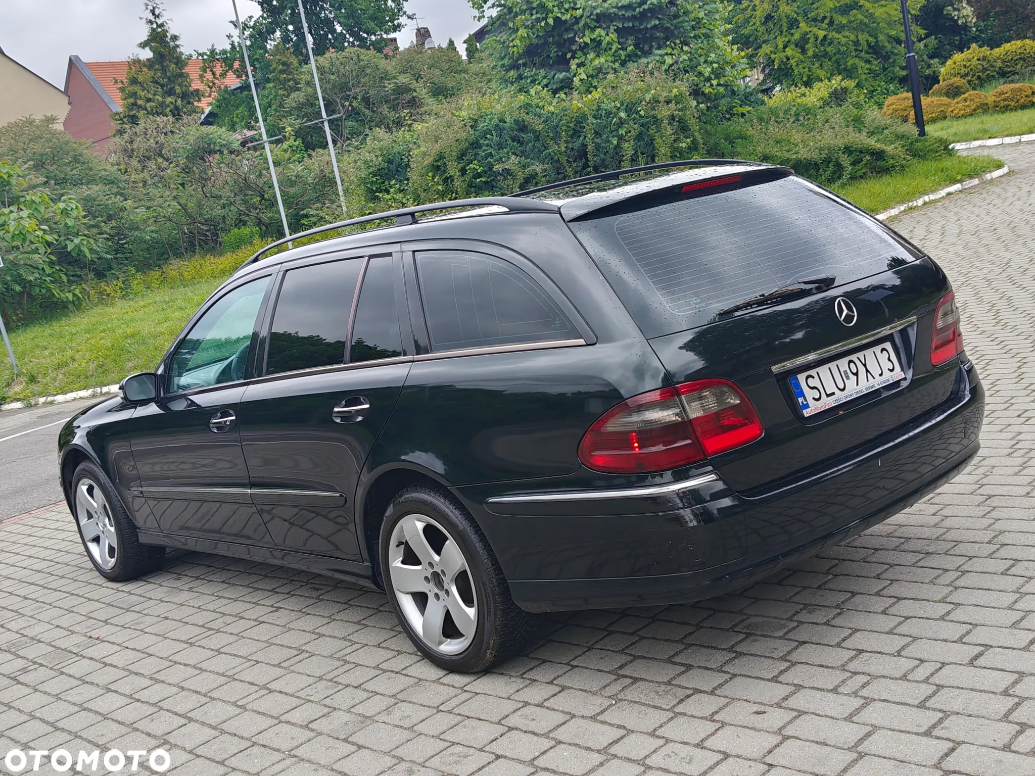 Mercedes-Benz Klasa E 220 T CDI Automatik Avantgarde - 13