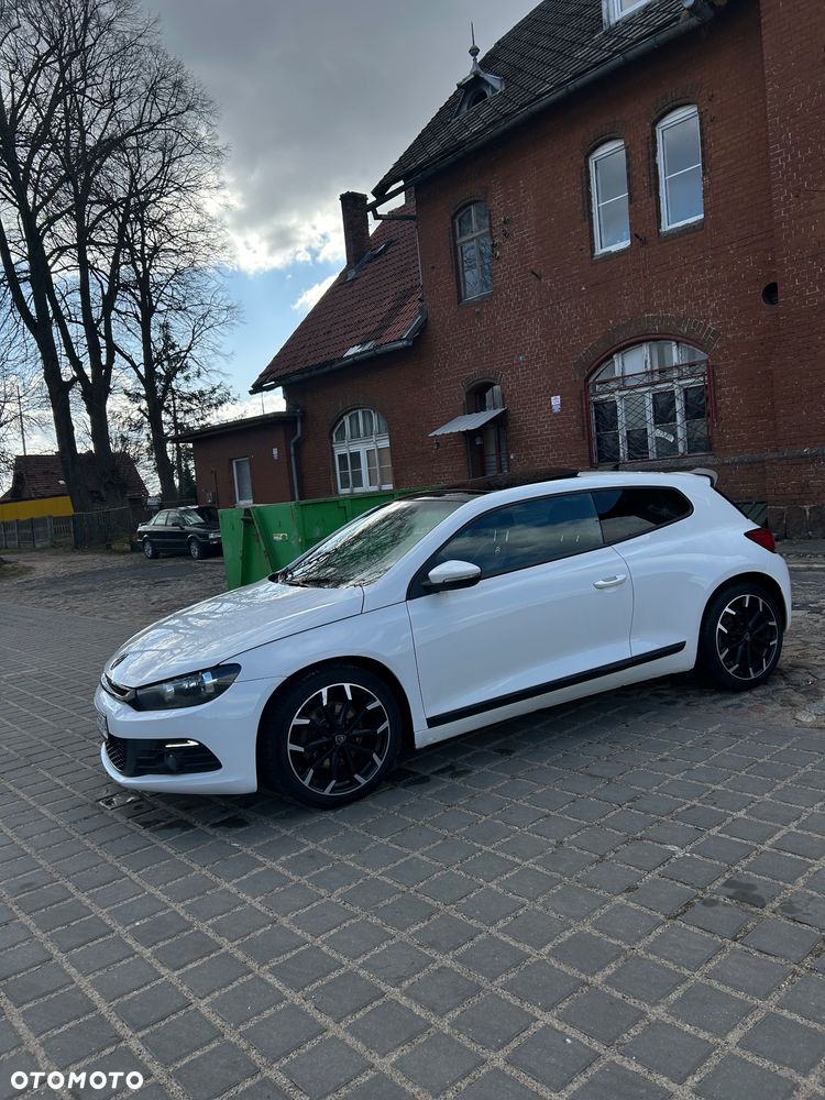 Volkswagen Scirocco 2.0 TSI DSG - 7