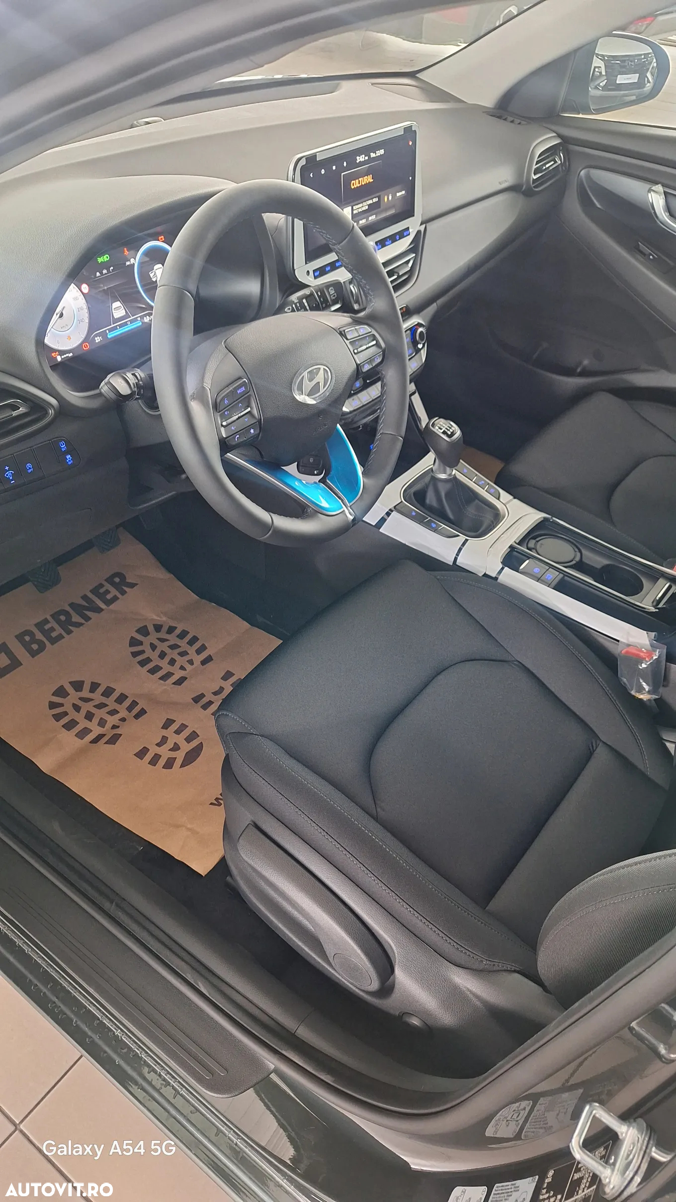 Hyundai i30 1.5 96CP M/T Highway - 13