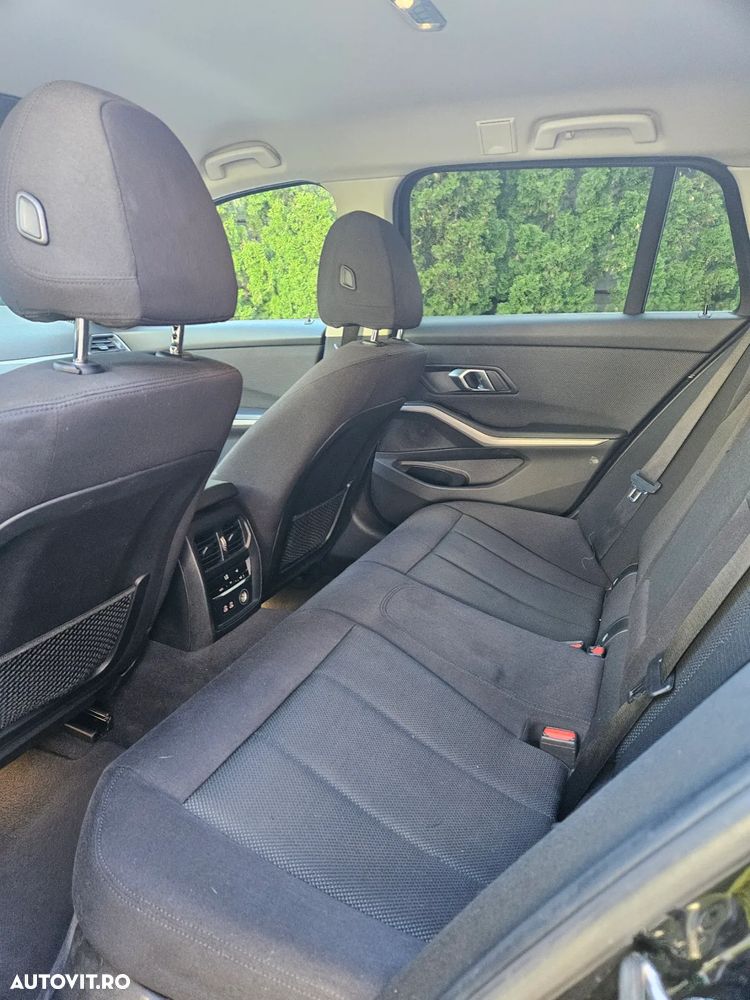 BMW Seria 3 320d Touring xDrive Aut. Sport Line - 16