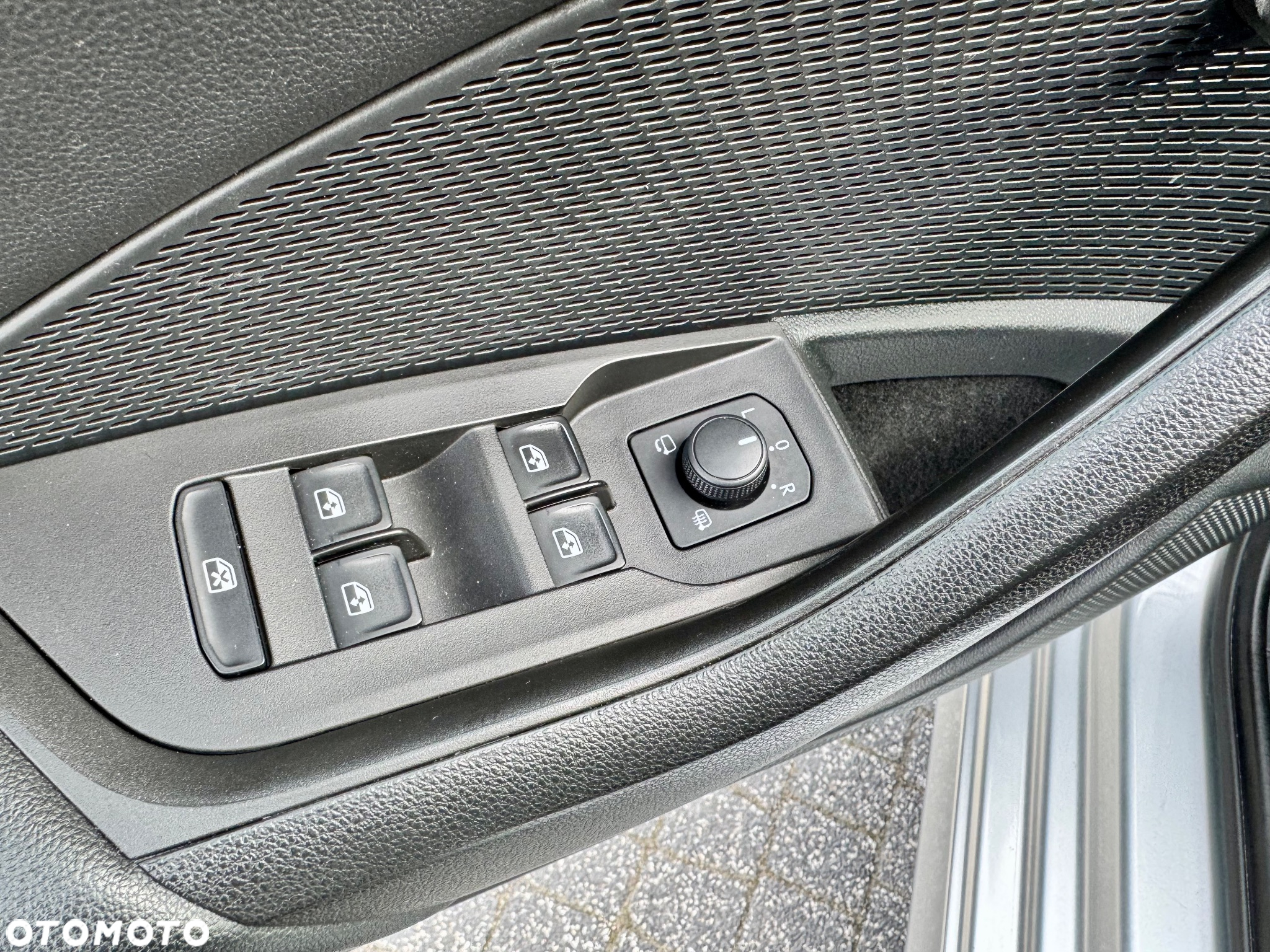 Skoda Octavia ver-2-0-tdi-scr-style - 17