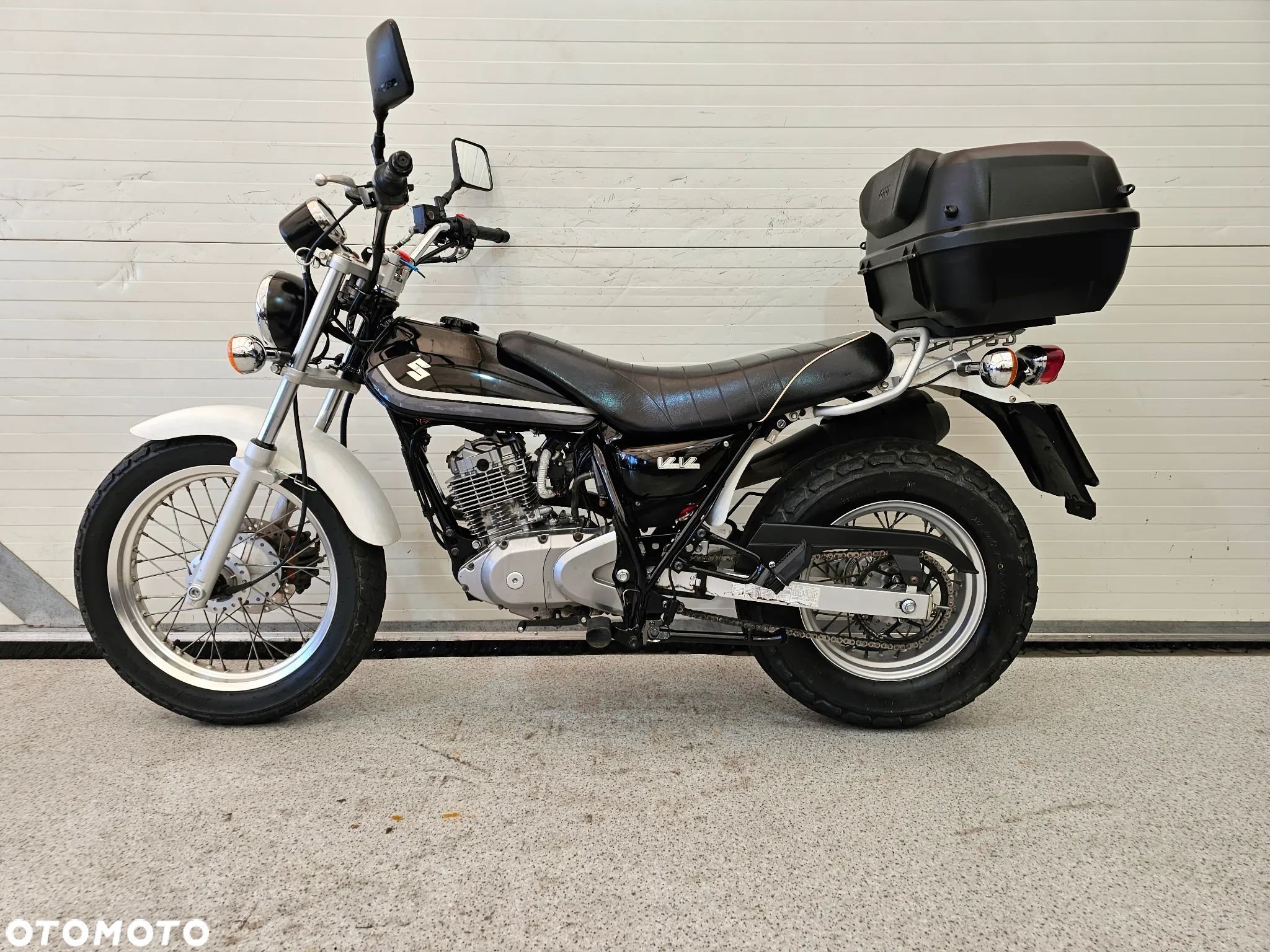 Suzuki RV - 1