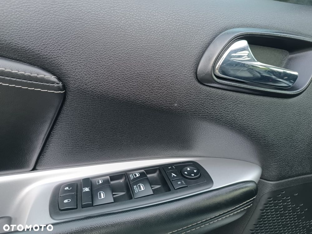 Fiat Freemont 2.0 Multijet 16V DPF Automatik Allrad Cross - 36