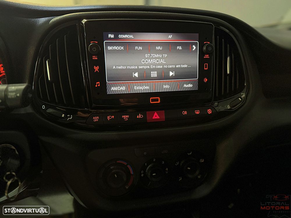 Fiat Doblo 1.6 16V Multijet Emotion - 25