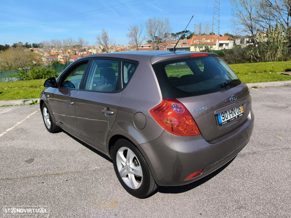 Kia Ceed 1.4 CVVT EX ISG - 51